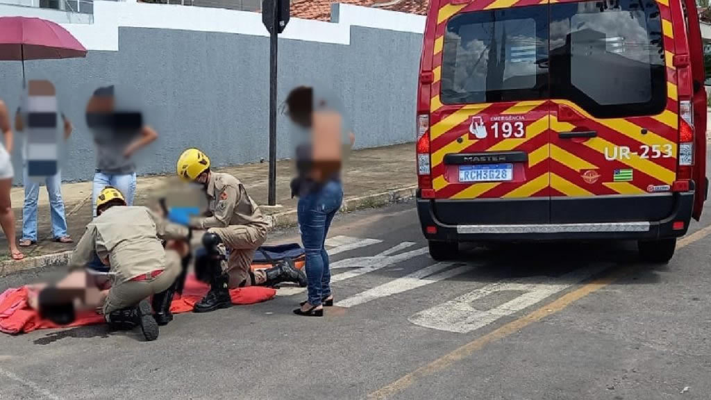 Mulher Encaminhada Ao Hospital Ap S Colis O Entre Moto E Carro Em