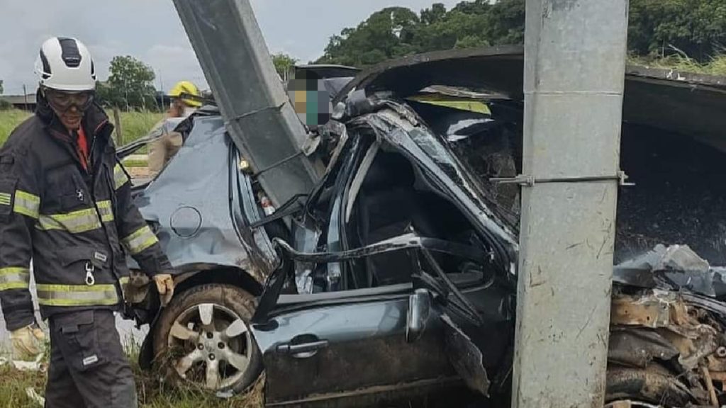 Grave acidente na GO 020 em Goiânia deixa casal feridos Portal Zap