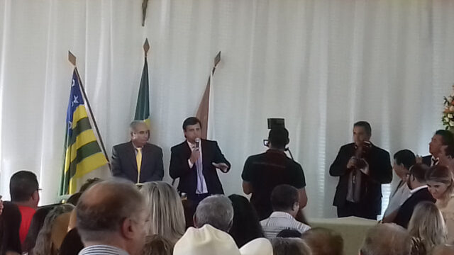Prefeito e Vereadores diplomados na Cidade de Ouvidor