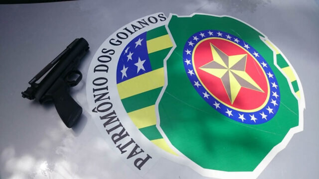 Polícia Militar realiza a apreensão de arma de pressão em Goiandira