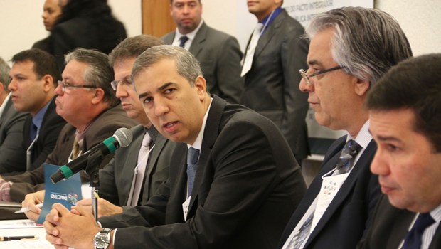José Eliton deixa Secretaria de Segurança Pública de Goiás