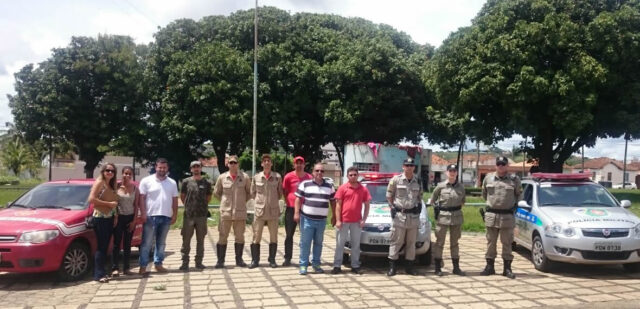 Polícia Militar realiza a Operação Integração Social em conjunto com vários órgãos públicos