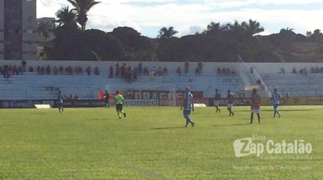 CRAC PERDE PARA O ATLÉTICO-GO E VOLTA A ZONA DE REBAIXAMENTO