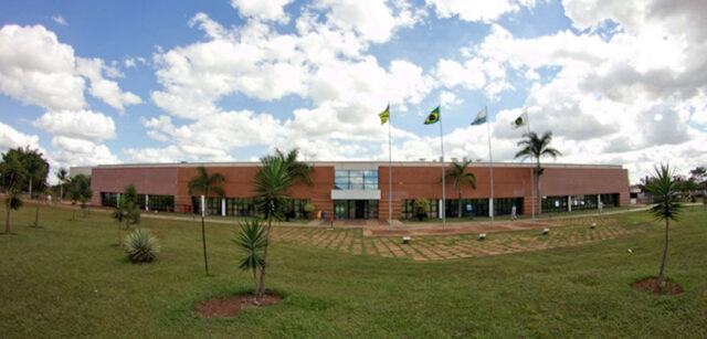 Catalão: John Deere demite cerca de 85 funcionários, diz sindicato