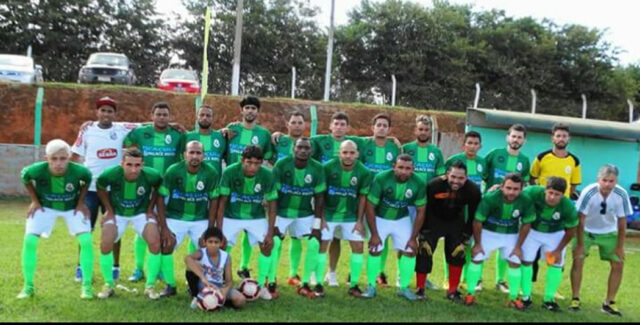 A EQUIPE MENINOS DA VILA ESTÁ COM 100% DE APROVEITAMENTO NO CAMPEONATO DE FUTEBOL AMADOR DA 1ª DIVISÃO DA LIGA ESPORTIVA CATALANA