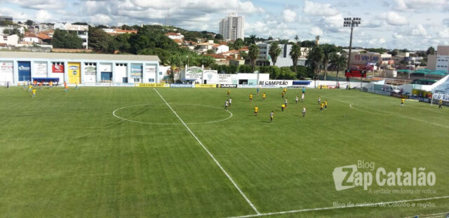 CRAC PERDE MAIS UMA E SE COMPLICA NO GOIANÃO 2017