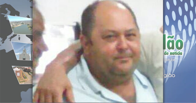 HOMEM MORRE APÓS SER PRESANDO PELO PRÓPRIO VEÍCULO EM UMA ARVORE, EM DAVINÓPOLIS