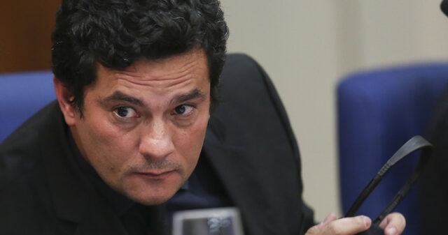 LAVA-JATO: REORGANIZANDO A CORRUPÇÃO NO BRASIL