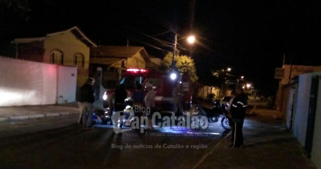 PEDESTRE É ATROPELADO POR MOTOCICLISTA NO BAIRRO SANTA TEREZINHA