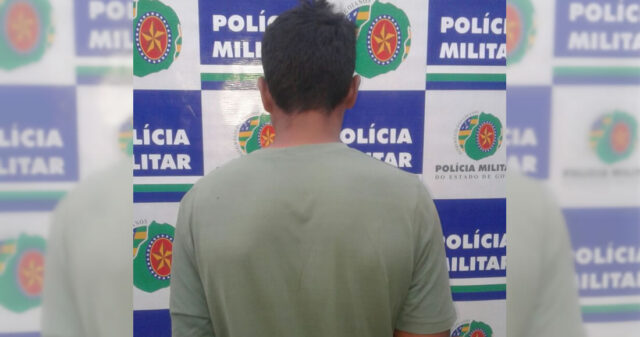 POLÍCIA MILITAR RECAPTURA FORAGIDO DA JUSTIÇA E RECUPERA VEÍCULO FURTADO