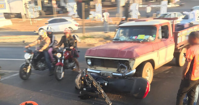 MOTOCICLISTA FICA FERIDO EM ACIDENTE NO TREVO DA BR-050