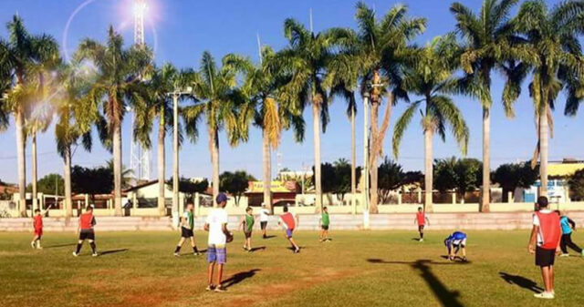 PROJETO ESPORTE, CULTURA E LAZER NA CIDADE DE OUVIDOR TRAZ GRANDE BENEFÍCIO AS CRIANÇAS