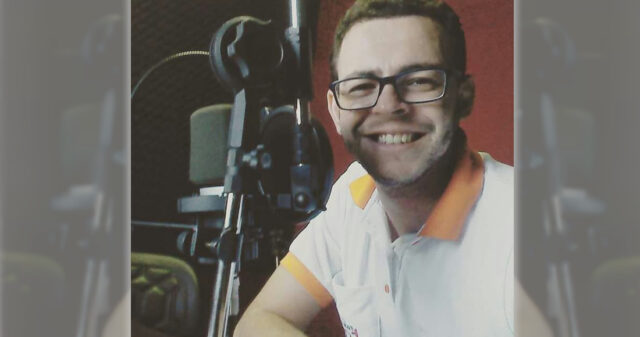 APRESENTADOR DO PROGRAMA "A VOZ DO CIDADÃO", ELIAS MONTEIRO, DEIXA A EMISSORA RÁDIO TOP FM