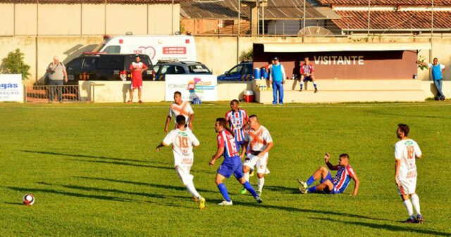 Abecat Ouvidorense vence o Caldas de virada e entra no G2