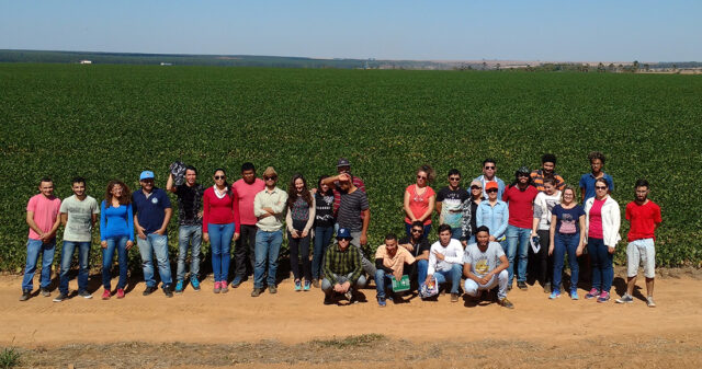 Cursos de Graduação e Mestrado em Geografia - UFG/Regional Catalão encerram semestre com trabalhos de Campo