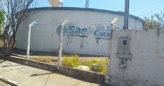 Reservatório de água de responsabilidade da SAE trás perigo aos moradores