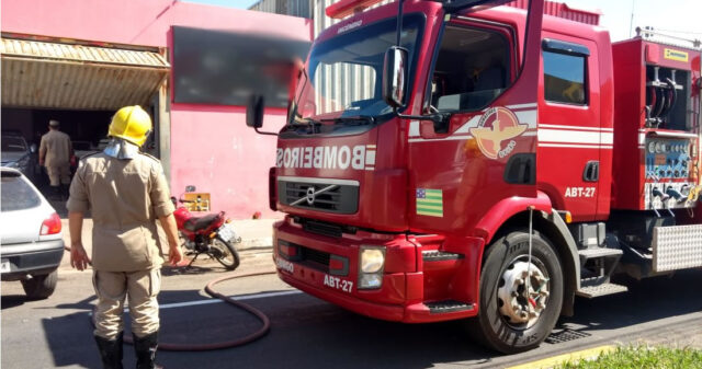 Princípio de incêndio em oficina mobiliza bombeiros, em Catalão