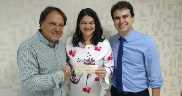 Prefeito Adib Elias doa salário 13º para ASCATE