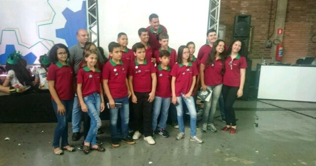 Estudantes de Catalão visitam Torneio Brasil de Robótica na cidade de Uberlândia