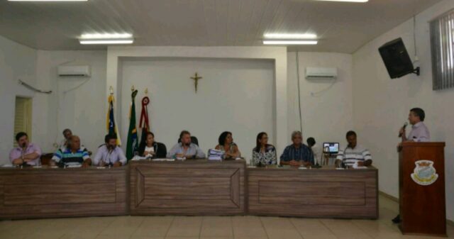 Pré-candidato a Deputado Estadual pelo PMDB, Deusmar Barbosa, visita cidade de Urutai