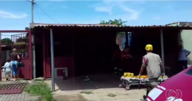 Pai e menina morrem em incêndio dentro de casa em Goiânia