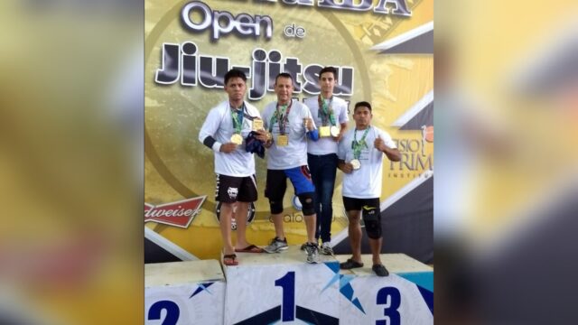 A equipe Sousa Jiu-Jitsu faz bonito no Uberaba Open de Jiu-Jitsu e traz 11 medalha para Catalão