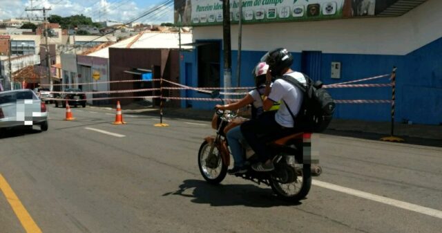 Rua Wagner Estelita Campos esta com a via parcialmente interditada