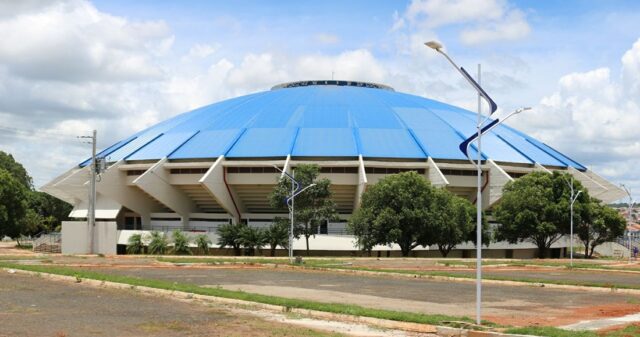 Ginásio Internacional de Esportes de Catalão será reinaugurado hoje após anos abandonado pelo Governo do Estado.