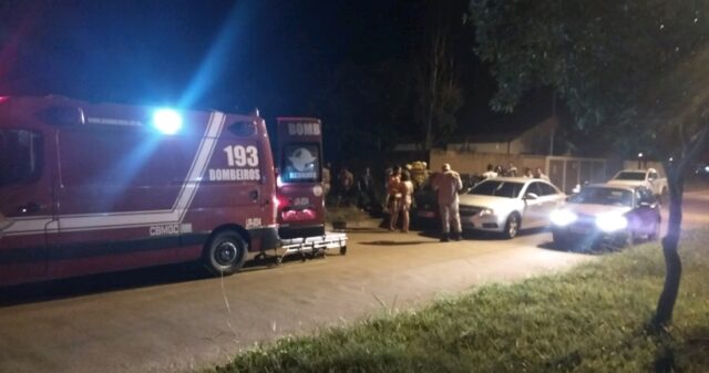 Colisão entre dois veículos no Bairro Castelo Branco