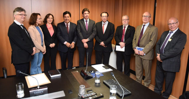 MEC assegura recursos financeiros e de pessoal para início da primeira turma do curso de Medicina em 2019