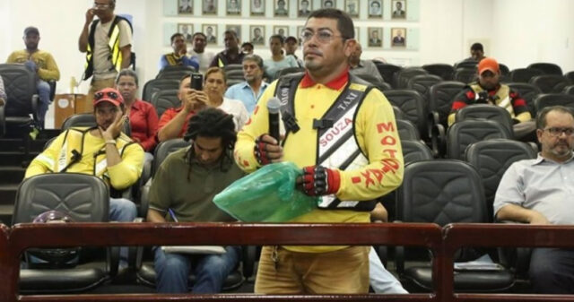 Audiência Pública é realizada para discutir projeto que regulamenta as atividades dos mototaxistas, motofretes e motoboys