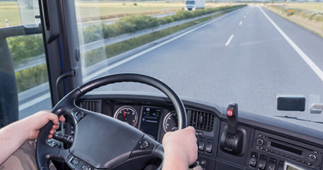Detran-GO lança curso de reciclagem preventiva para motorista profissional