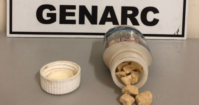 GENARC prende homem em flagrante por tráfico de drogas