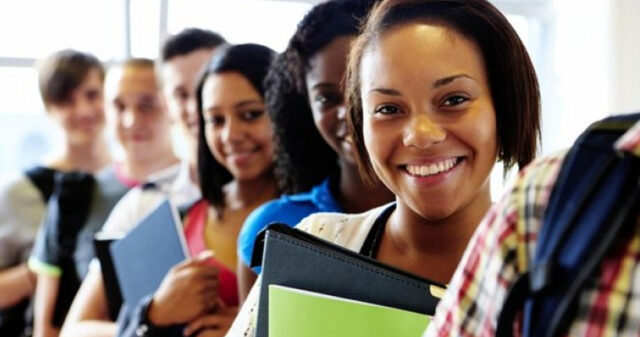 Estudantes de Catalão já podem se inscrever, em Goiás são mais 44 mil bolsas de estudo disponíveis para faculdades