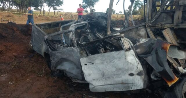 Grave acidente com vítima fatal e vários feridos é resgitrado na BR 050, próximo ao Distrito de Pires Belo