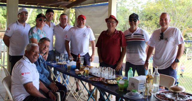 Clube do Aperitivo realiza reunião no Clube AABB
