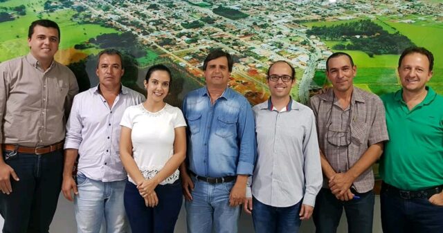 Prefeitura de Ouvidor assina contrato de prestação de serviços com a Funape, para estudos e projetos para implantação de bacias captação de águas pluviais