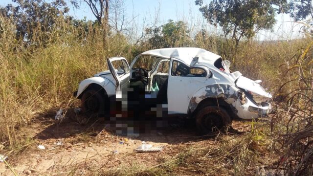 Carro capota e mata motorista na GO-506 próximo ao Distrito de Pires Belo, em Catalão