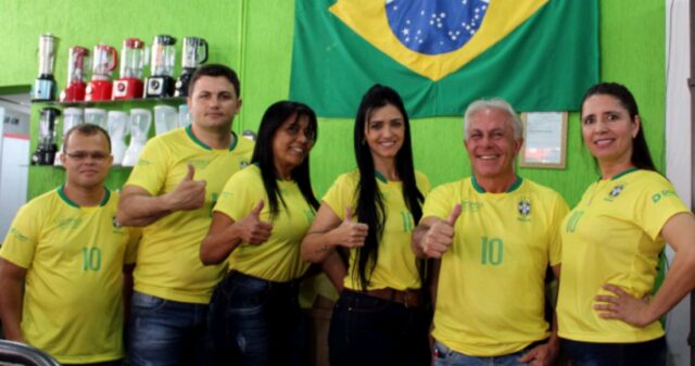 Lojistas em ritmo de Copa do Mundo, o verde e amarelo é destaque nas lojas no Centro de Catalão