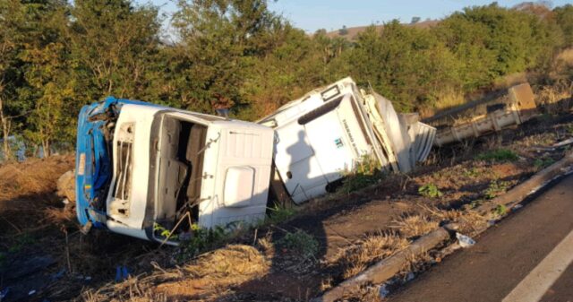 Grave acidente deixa seis mortos e vários feridos na BR-365 em Uberlândia