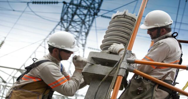 Tarifa de energia pode subir mais de 15% em Goiás; aumento começa a valer em outubro