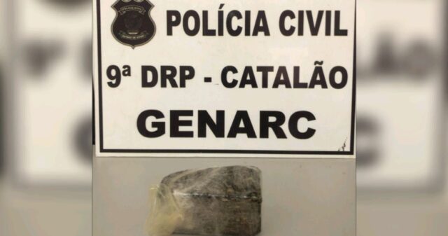 Mulher é presa ao tentar entrar com drogas na Unidade Prisional de Catalão