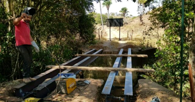 Prefeitura de Ouvidor inicia reconstrução da Ponte sobre o Córrego Água Limpa
