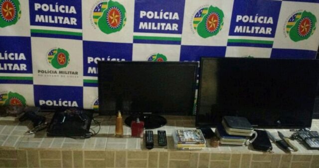 Polícia Militar realiza a prisão de autores de furto