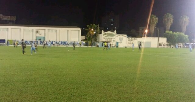 Crac vence mais uma e entra no G4