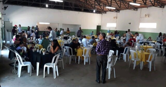 Prefeitura de Anhanguera realiza confraternização para os pais em homenagem ao Dia dos Pais