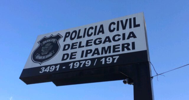 Suspeito de balear mulher no centro de Ipameri se apresenta na Delegacia de Polícia Civil