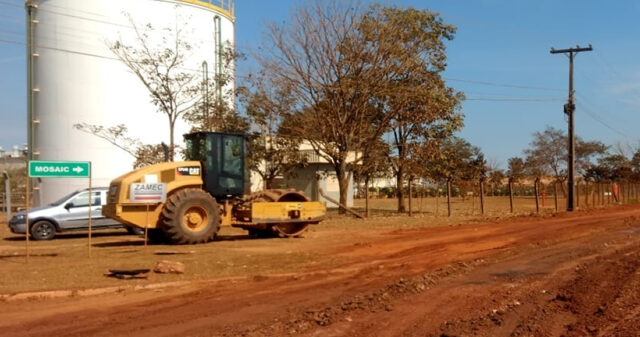 Em plena pré-campanha eleitoral, começam a reconstrução da malha asfáltica do DIMIC