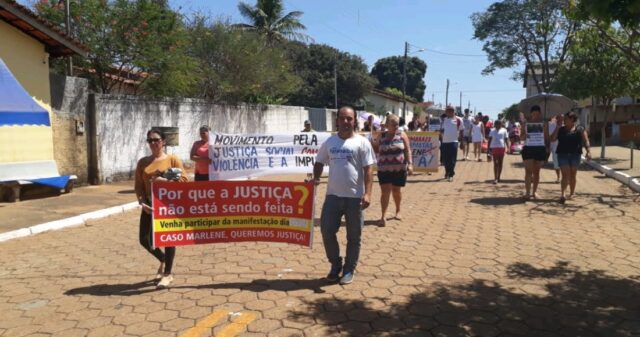 Familiares e amigos, realizam caminhada da Paz na cidade de Davinópolis pedindo a conclusão do inquérito Policial da morte da Dona Maria Gomes