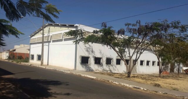 Bairro Flamboyant recebe o novo prédio da Escola Rita Bretas